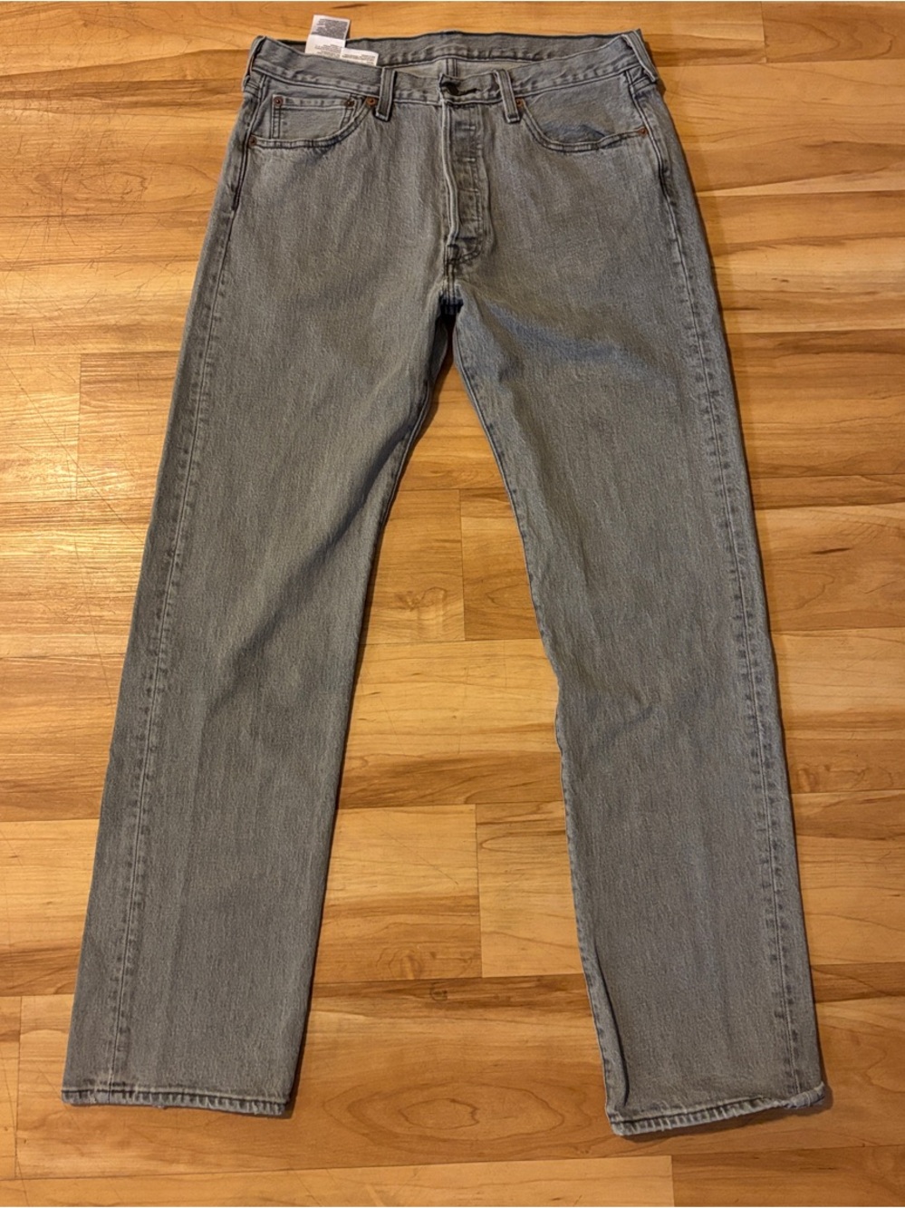 Levi's Men's Light Gray Straight Jeans